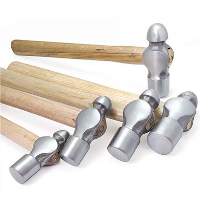 Martillo de bola con mango de madera